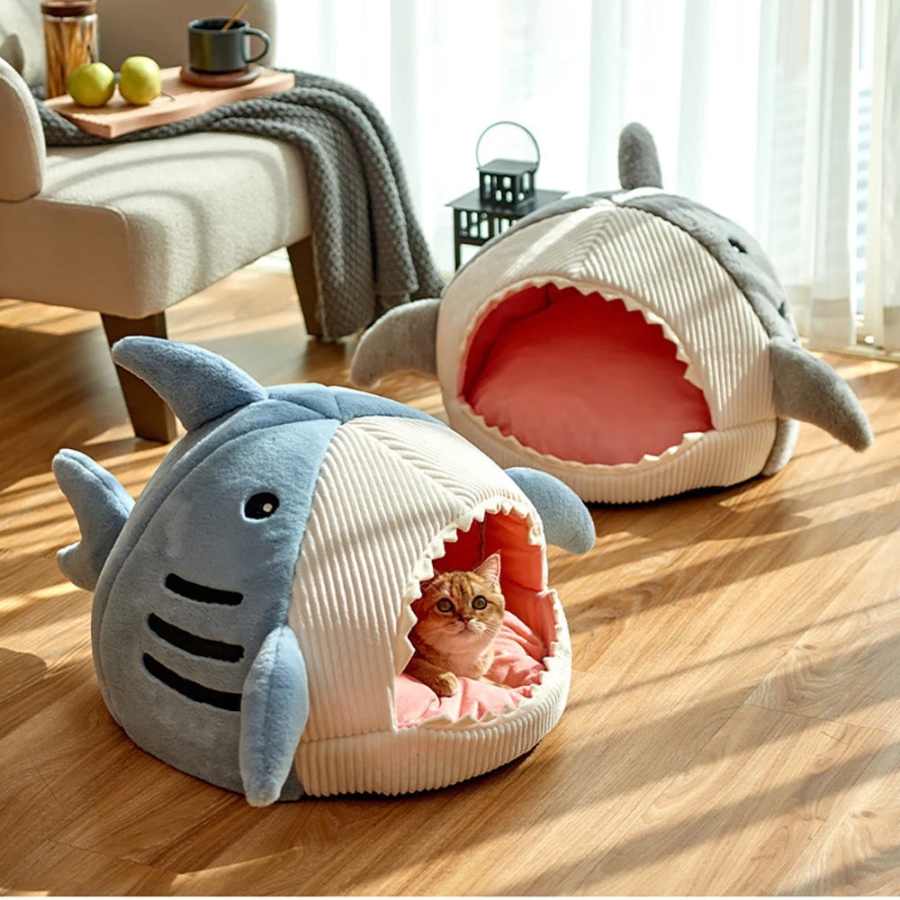 Enclosed Warm Cat Bed – Portable Basket & Cushion Tent for Kittens, Cats