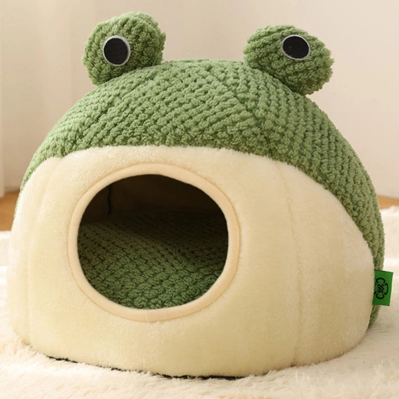 Winter Pet Nest – Plush Semi-Enclosed Frog-Shaped House for Cats