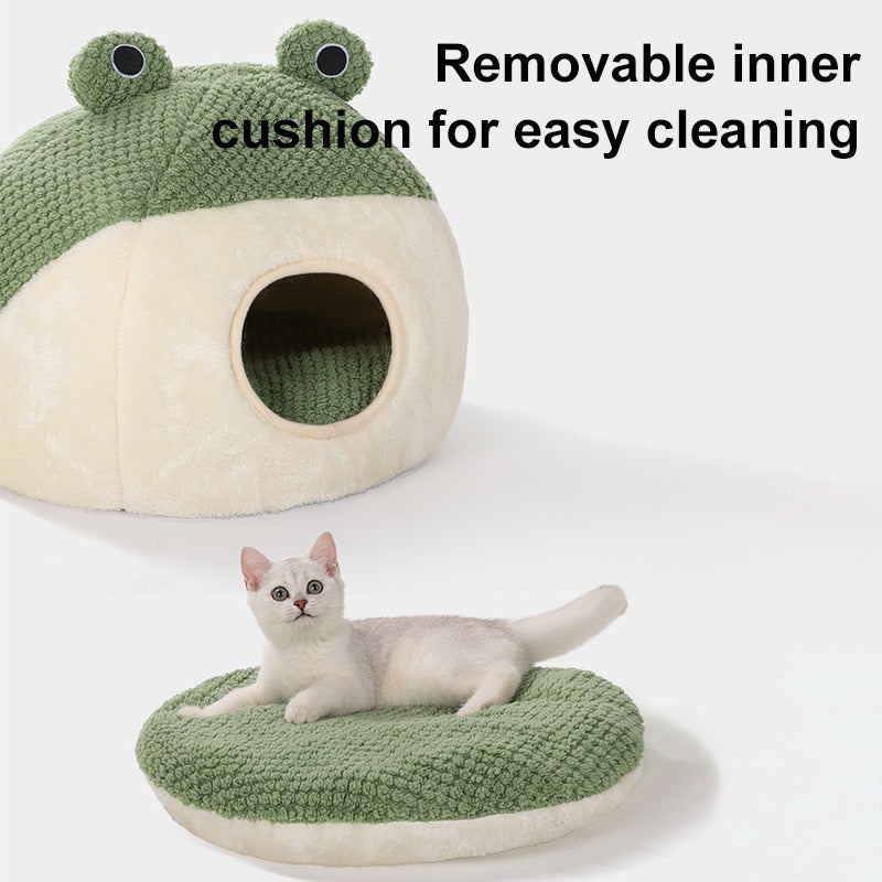 Winter Pet Nest – Plush Semi-Enclosed Frog-Shaped House for Cats