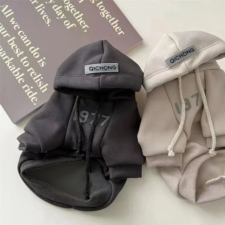 Simple Number Print Pet Hoodie – Solid Color, Thick & Warm for Small Cats