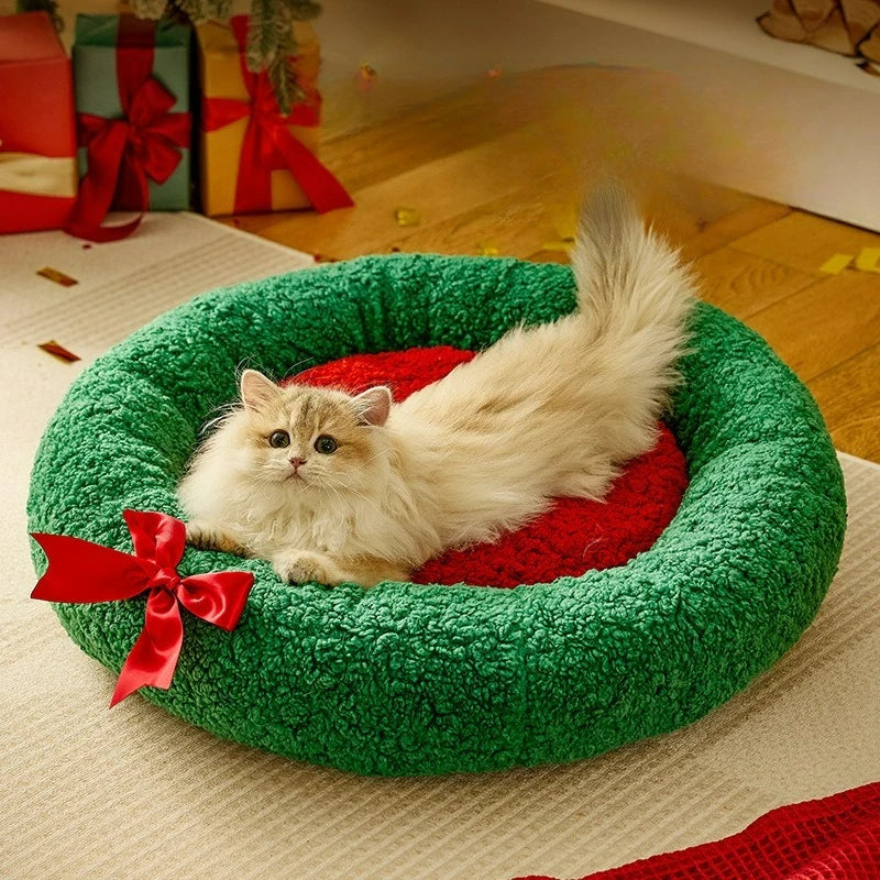 Christmas Pet Bed – Warm Semi-Enclosed Cat House, Non-Collapsible Design