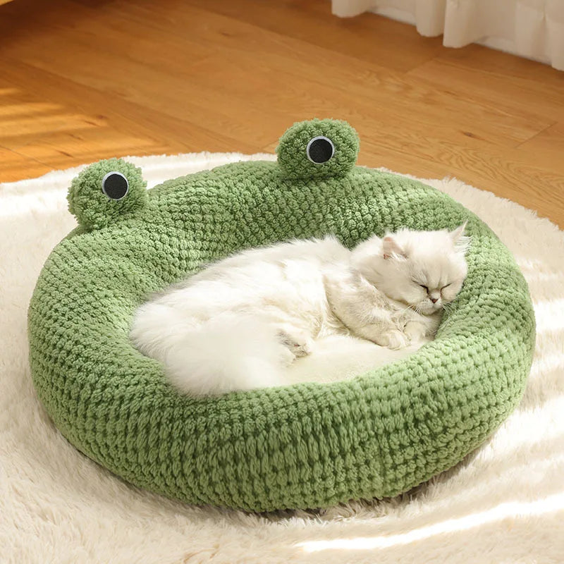 Winter Pet Nest – Plush Semi-Enclosed Frog-Shaped House for Cats